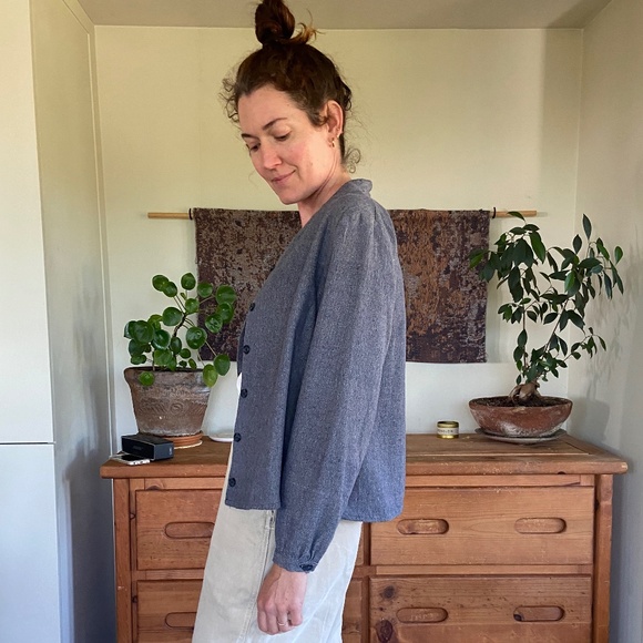 Kordal Studio undyed cotton button up shirt or lightweight jacket - Picture 5 of 6